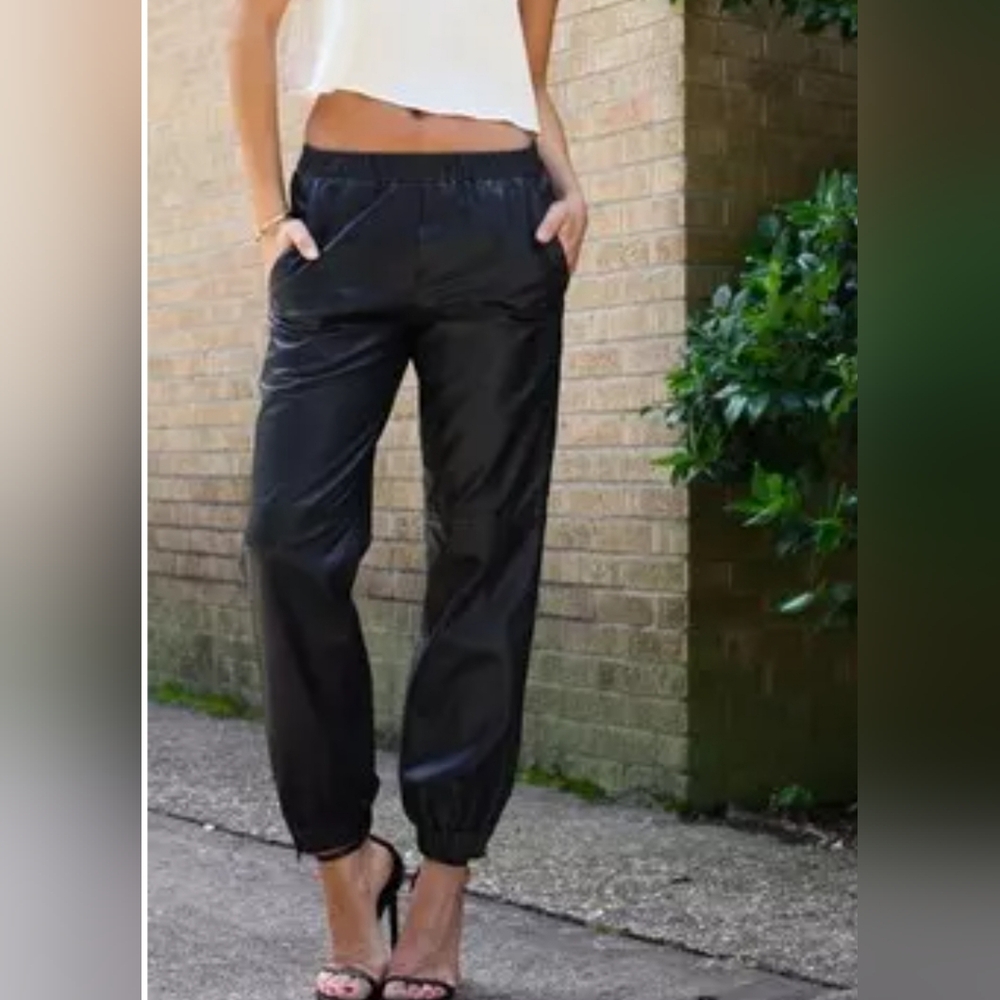 Women Black Perforated Faux Leather Sweat Pants Joggers NWT Sz. 3X